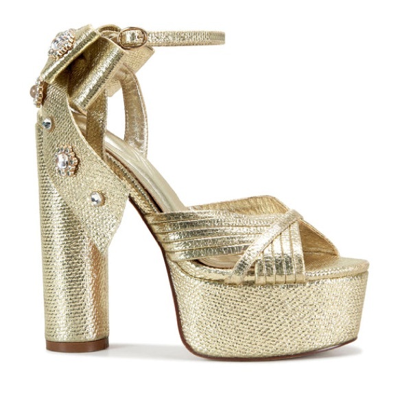 Azalea Wang Crawley platform‎ heeled sandals with bow in gold Size 9